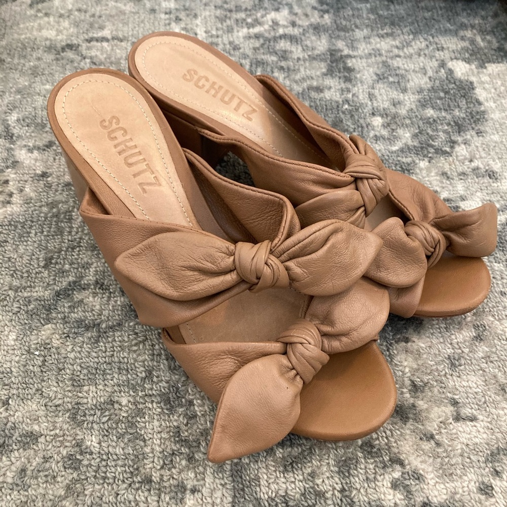 Schutz Leather Bow Heels